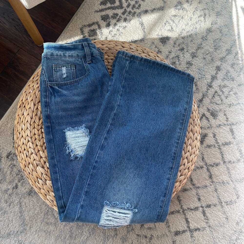 New, Women's Baggy Distressed Jeans, Size Small